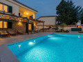 draussen, Dalmor holiday house mit Pool in der Nähe des Meeres, Rovanjska, Dalmatien, Kroatien Rovanjska